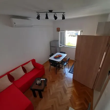 Luce Apartment *